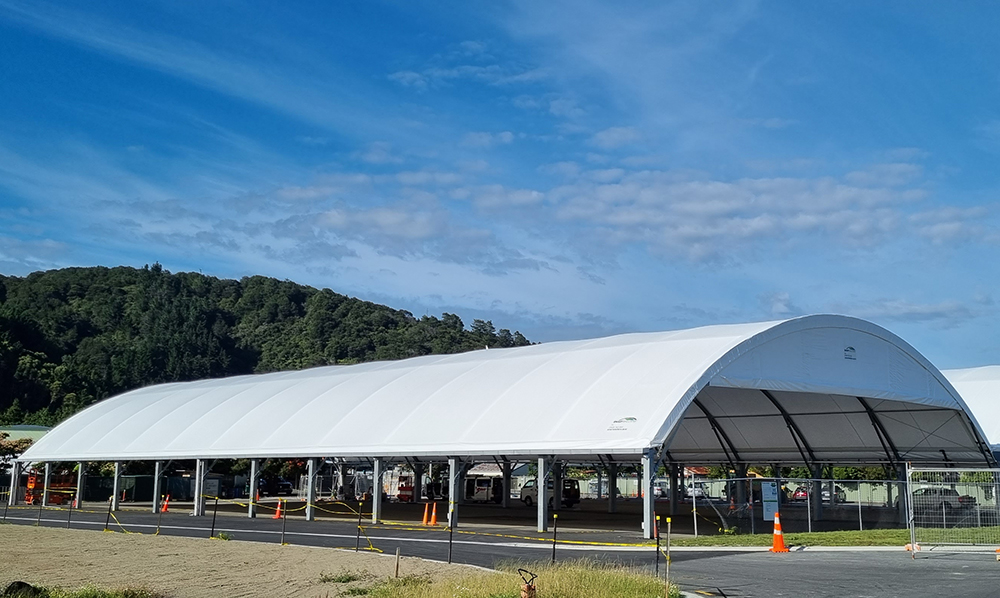 Steel post shelter